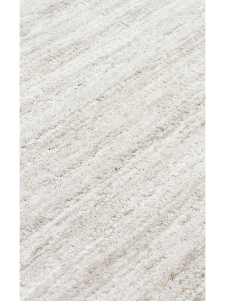 Amore Serisi %100 Naturel Muz İpeği Viskon ve Yün Karışımı Salon Oturma Odası El Dokuma Halı SILVER - Carpetdocia