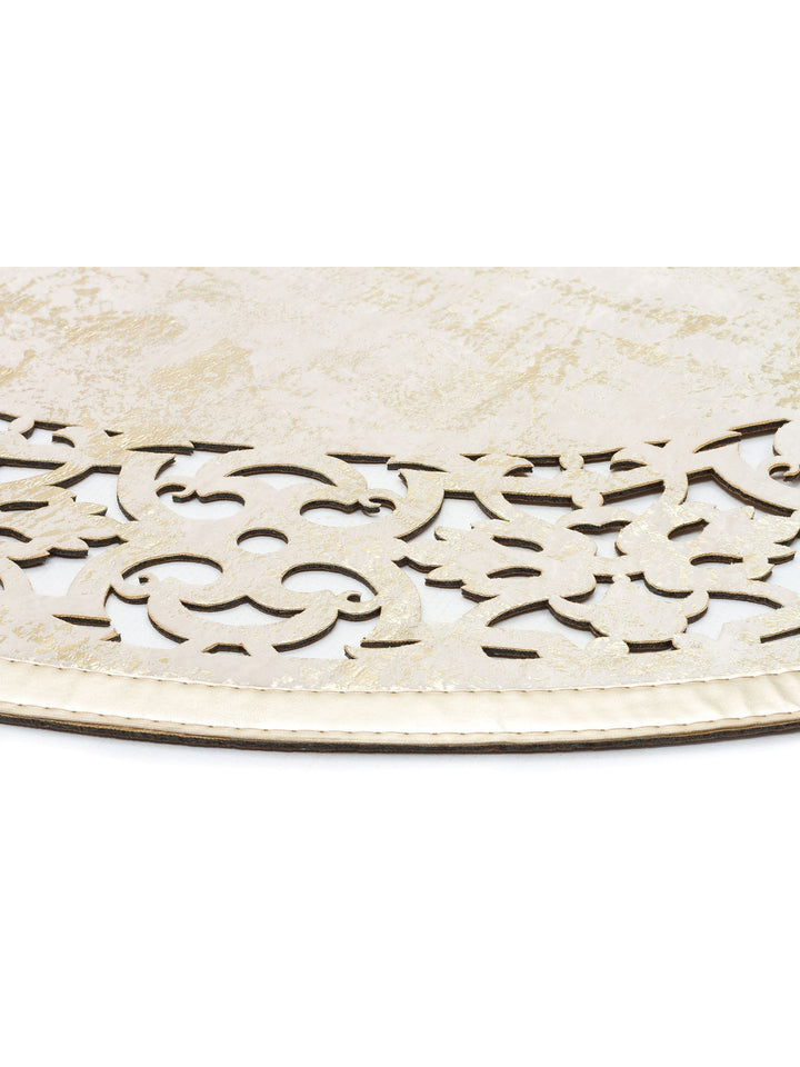 Gravür Klasik Ve Modern İşleme ve Oymaya Sahip Parlak Bordürlü Suni Deri Halı 01 CREAM GOLD Q - Carpetdocia