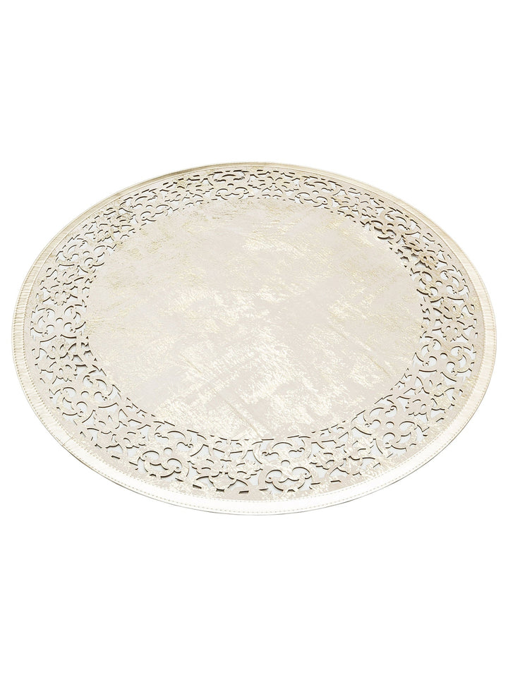 Gravür Klasik Ve Modern İşleme ve Oymaya Sahip Parlak Bordürlü Suni Deri Halı 01 CREAM GOLD Q - Carpetdocia