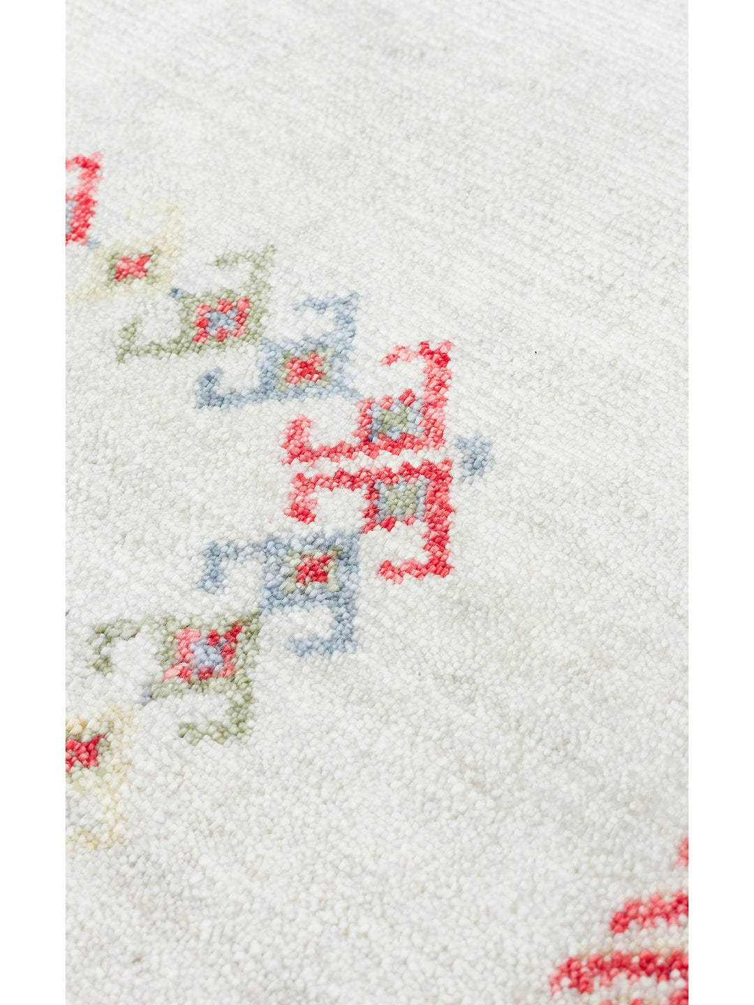 Oushak Carnaval %100 Naturel Kolay Temizlenir El Emeğiyle Üretilen TENCEL™ Modern Uşak Halısı 20 BEIG - Carpetdocia